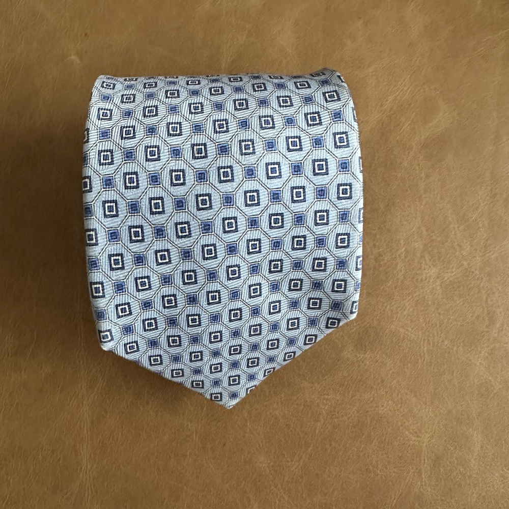 Brooks Brothers Tie Elegant Blue Geometric Pattern Tie